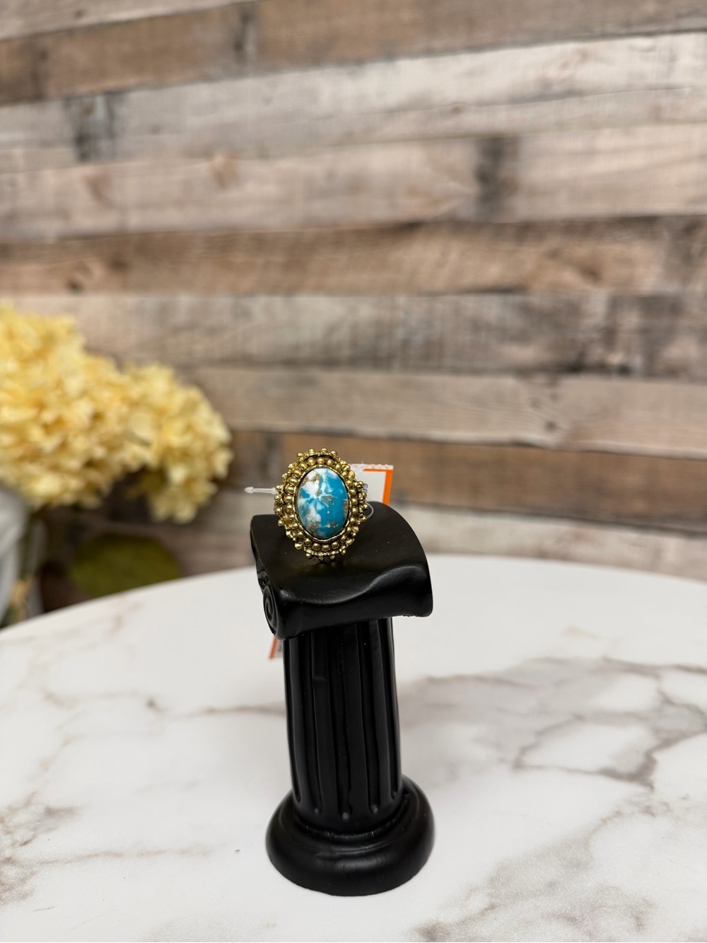 Vintage costume gold tone w/ turquoise stone adjustable ring
